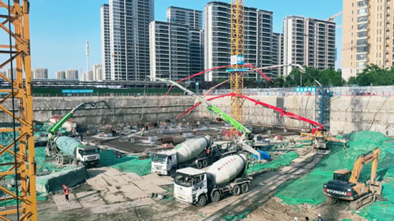 31小時，7000方！特固德商砼圓滿完成中建二局跨國區(qū)域總部集聚區(qū)項目1#樓筏板混凝土供應(yīng)任務(wù)